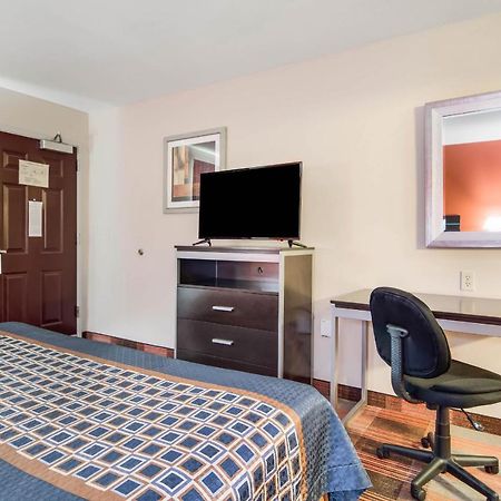 Americas Best Value Inn - Mableton Bagian luar foto