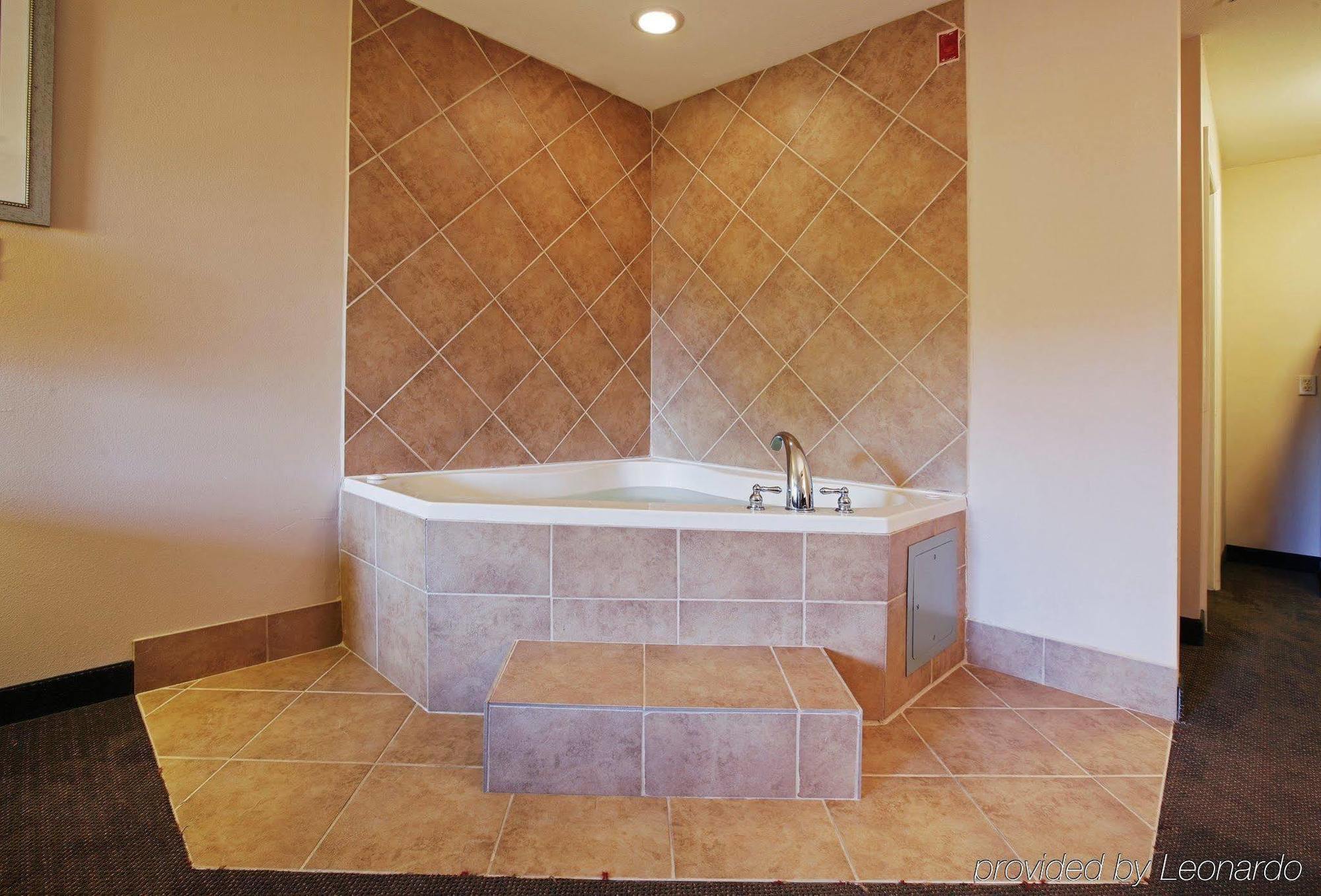 Americas Best Value Inn - Mableton Ruang foto